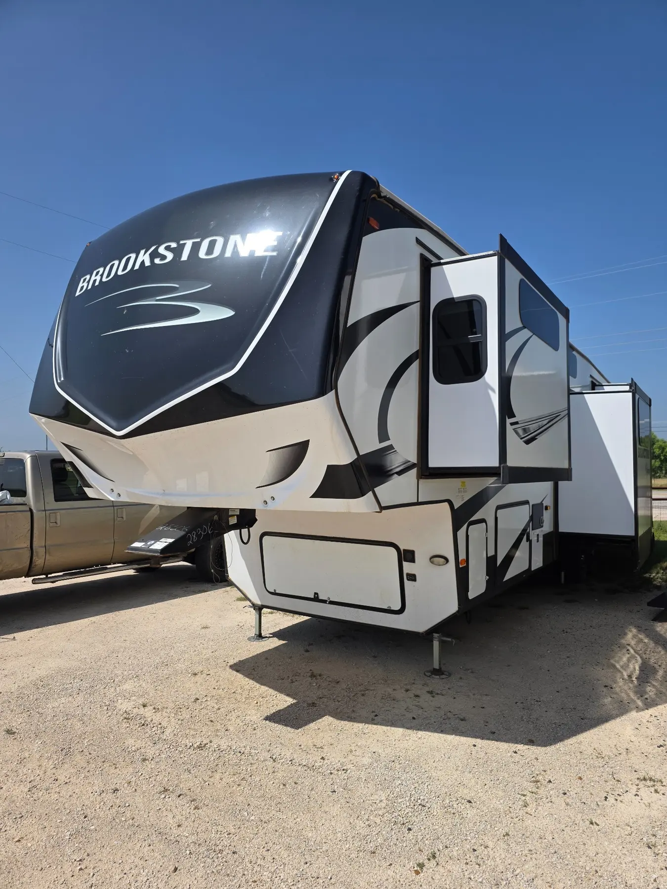 2022 Coachmen Brookstone 398MBL 5th wheel
